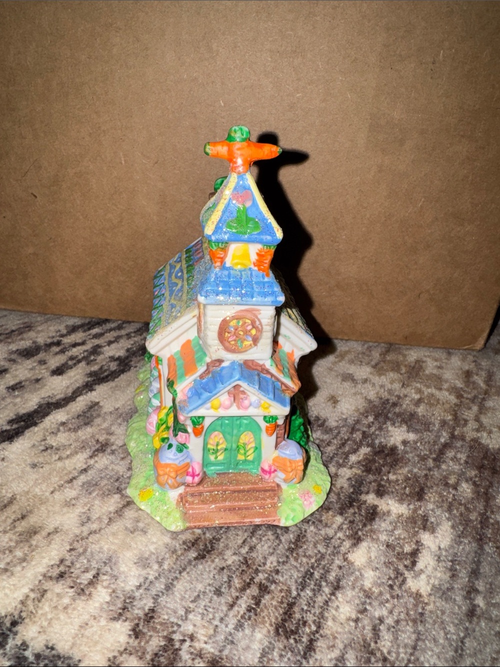 Hoppy Hollow Miniature Decorative Cottage - Multicolor